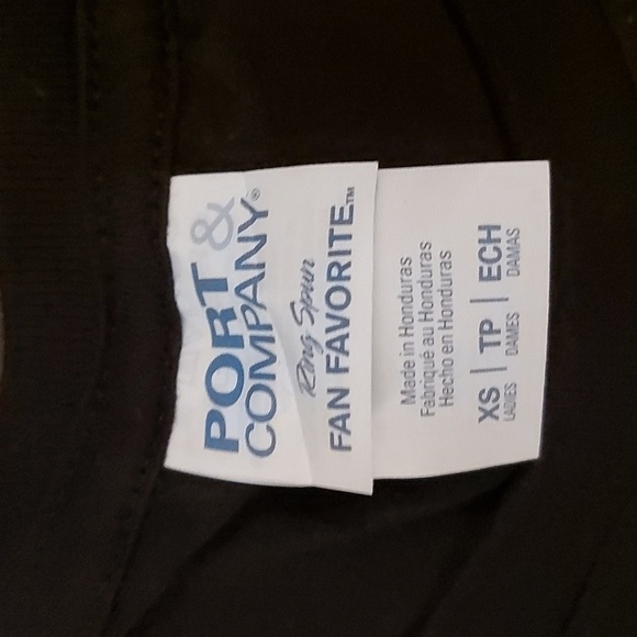 BNWOT Barbie T-Shirt - Picture 3 of 4